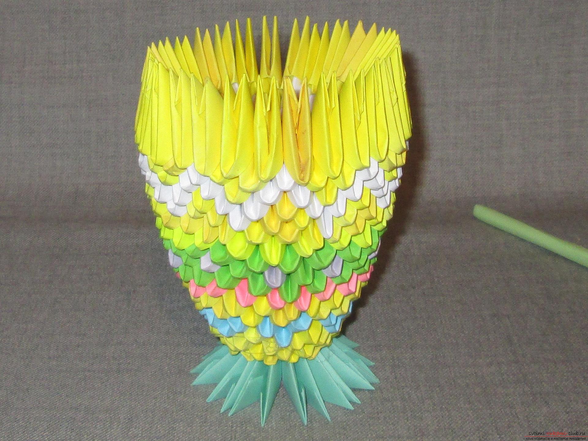 Модульное оригами ваза с цветами станет отличным подарком на 8 Марта, сделанным своими руками.. Фото №19